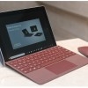 Microsoft li ser dîmenderek 10-inch bi tablet tabletek vekir